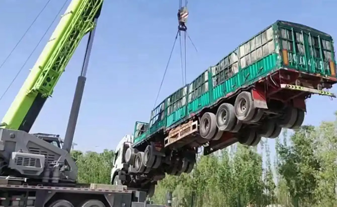 赛罕区道路脱困救援案例
